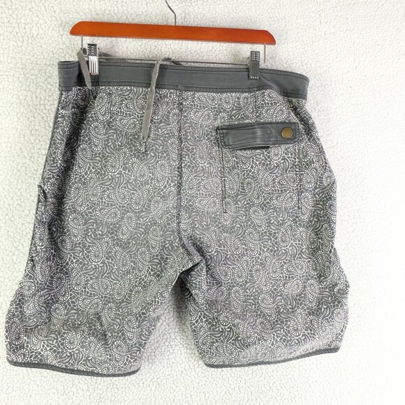 Roark Revival Board Shorts Mens 34 Gray Cobra Snake Print Lace Unlined Beach - Picture 4 of 10